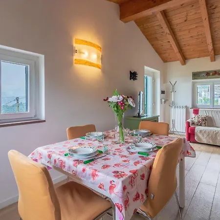 Casa Andrea Lavagna